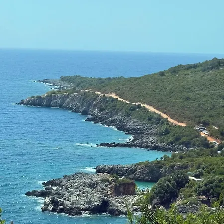 Botel Boatvlora Vlorë