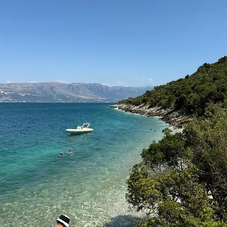 Botel Boatvlora *